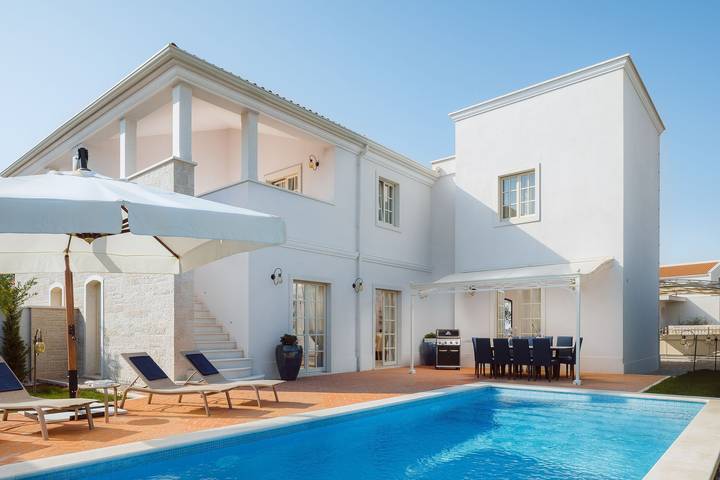 Ferienhaus für 8 Personen, mit Balkon und Garten in Lanterna