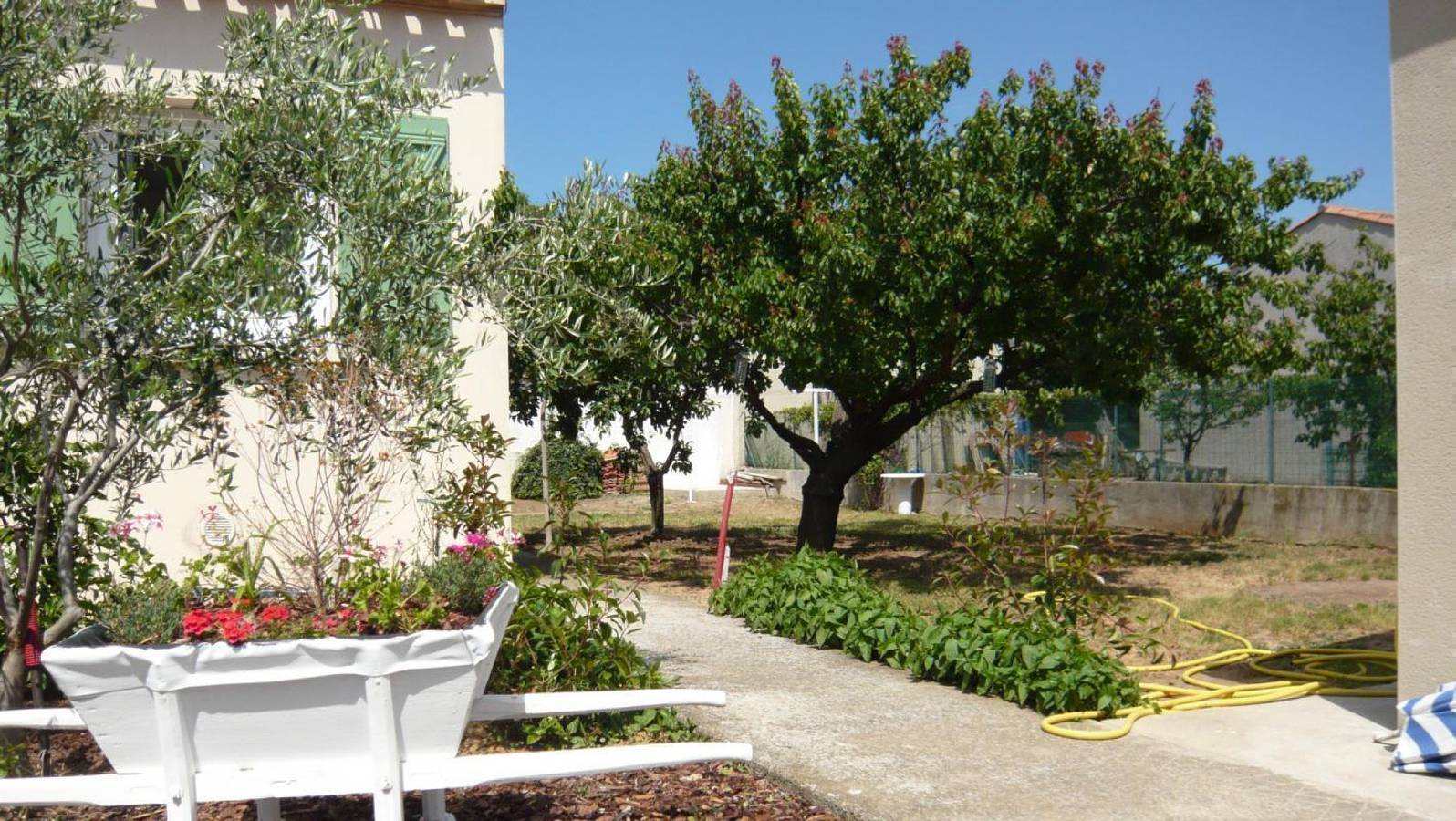 Le jardin Ombragé in Rieux-Minervois, Carcassonne und Umgebung
