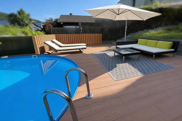 Ferienwohnung für 4 Personen, mit Whirlpool und Garten sowie Terrasse