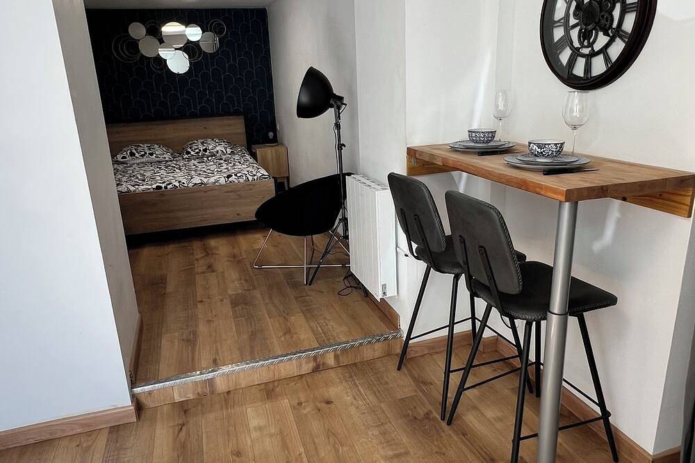 Appartement entier, Le Minaouët Studio Confort Gare Rosporden in Rosporden, Région de Quimper
