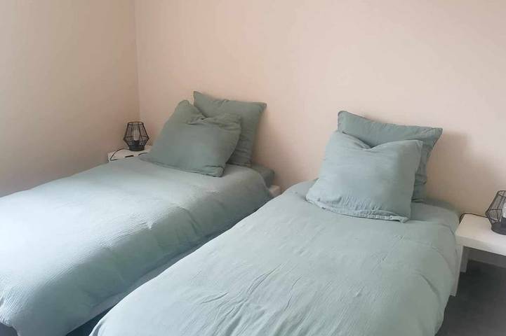 Gîte pour 6 personnes, animaux acceptés à Saint-Germain-Lespinasse - 4