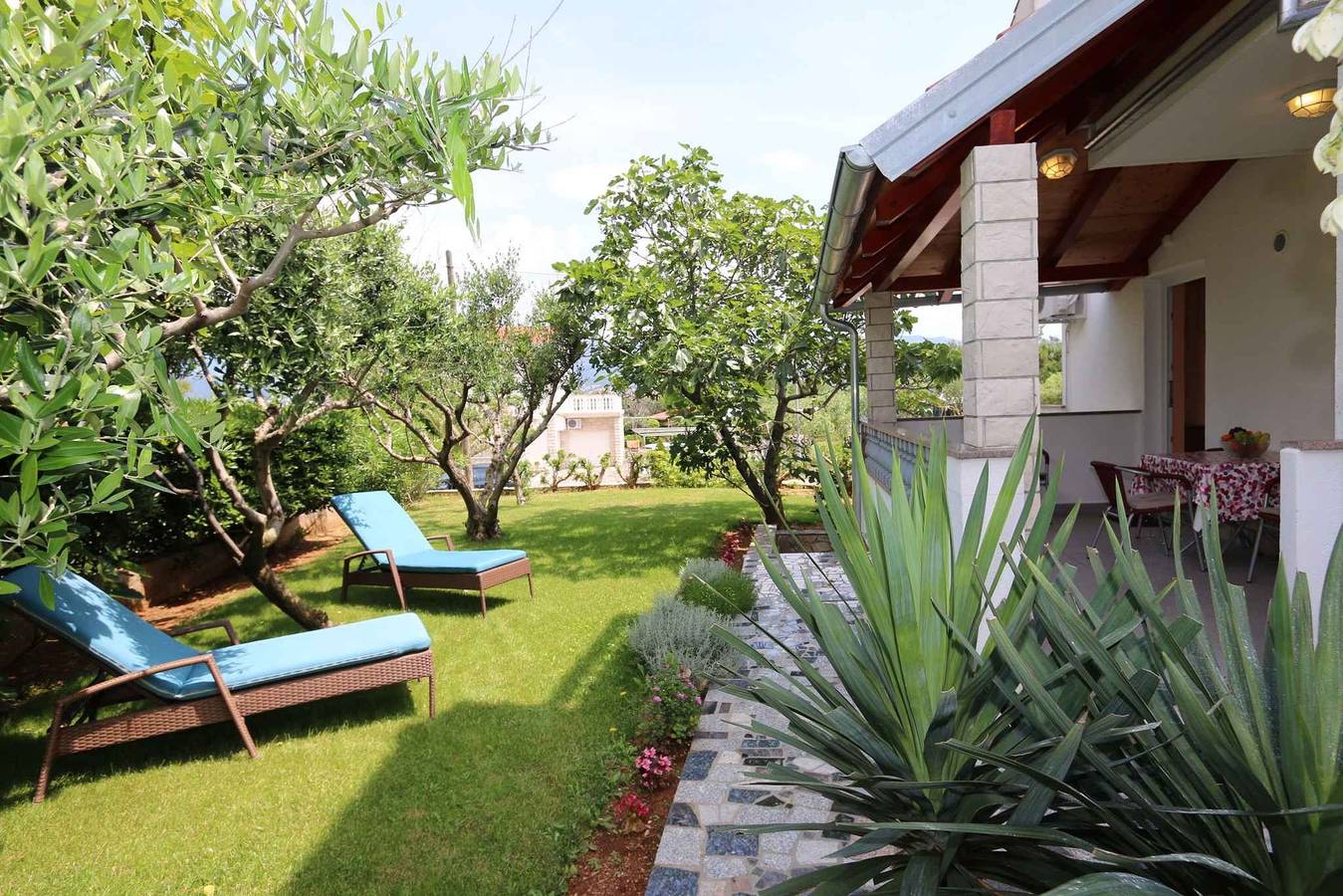 Ganze Ferienwohnung, Ferienwohnung mit Terrasse und Klimaanlage in Silo (Krk), Krk