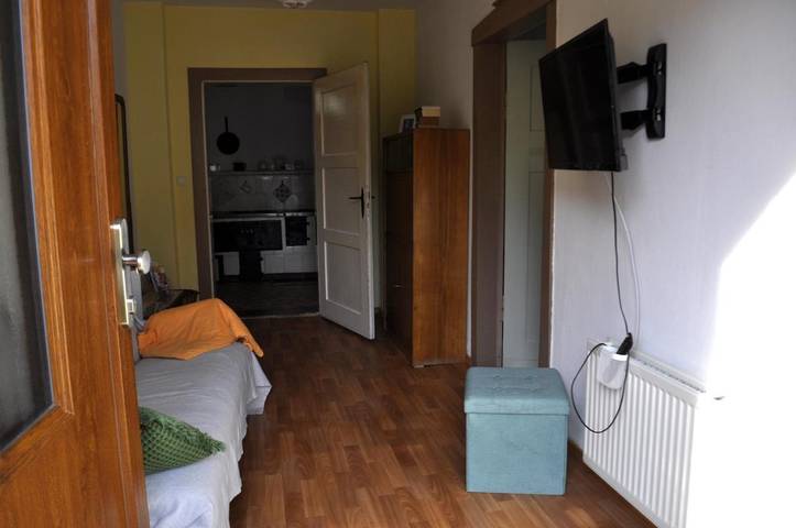 Ferienwohnung für 5 Personen, mit Terrasse und Garten sowie Sauna in Spremberg - 3