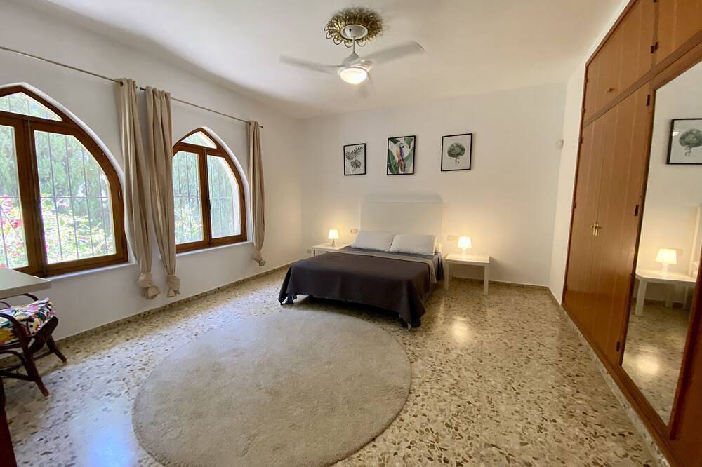 La Brisa Amazing Front line Villa in Cabo Roig overlooking the Beach & Sea in Cabo Roig, Costa Blanca