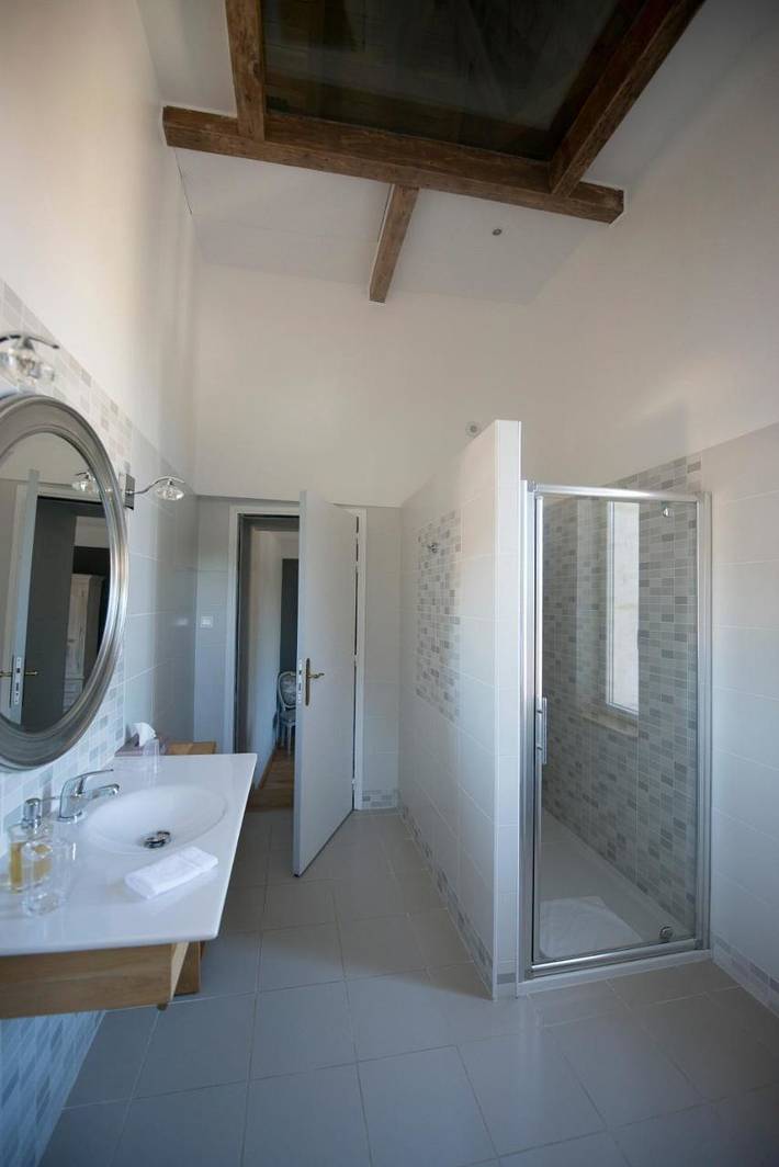 Hôtel pour 2 personnes, avec piscine et jardin à Saint-Médard-d'Eyrans - 3