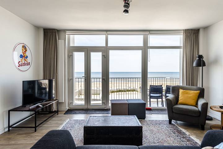 Ganze Wohnung, Sunbeam Family Apartment mit Panorama-Meerblick mit kostenlos parken. in Zandvoort, Niederländische Nordsee