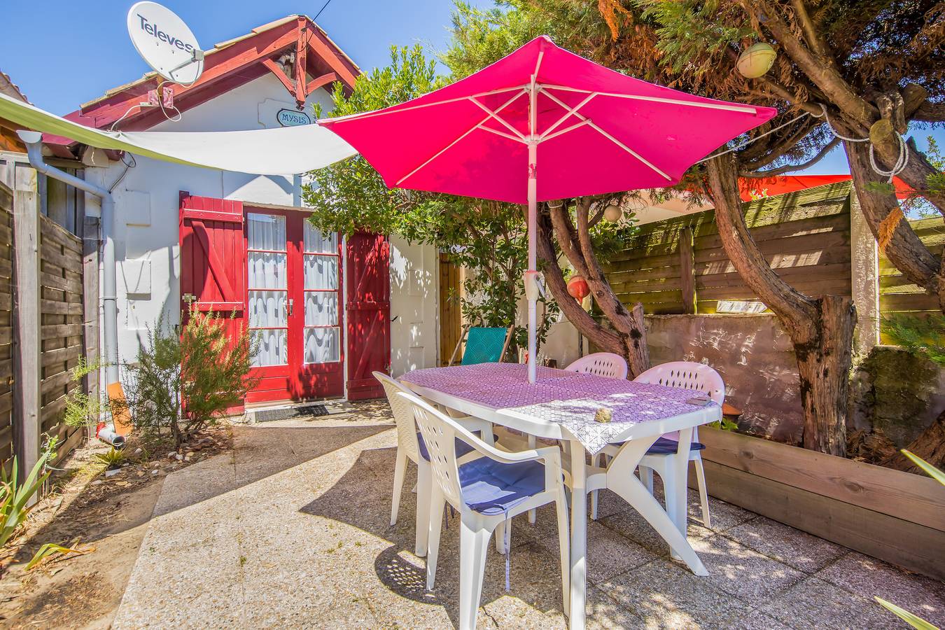 Vakantiehuis 'Charmante Maison' met privé terras en privé tuin in Lacanau Ocean, Lacanau