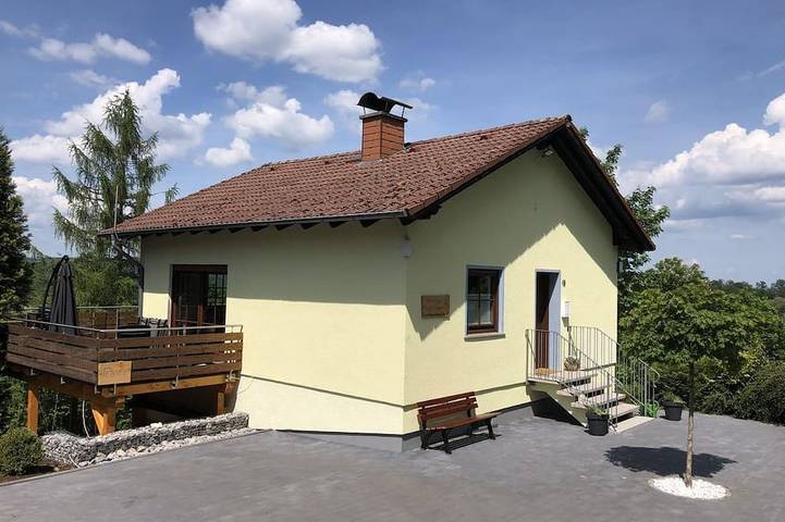 Ferienhaus für 6 Personen, mit Garten und Balkon