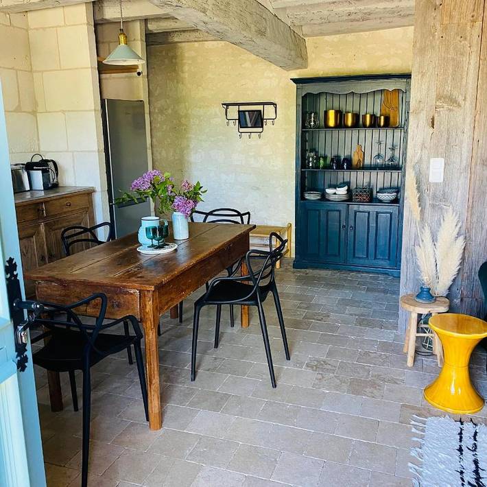 Chambre d’hôte pour 2 personnes, avec piscine ainsi que jardin et vue à Ligré - 4