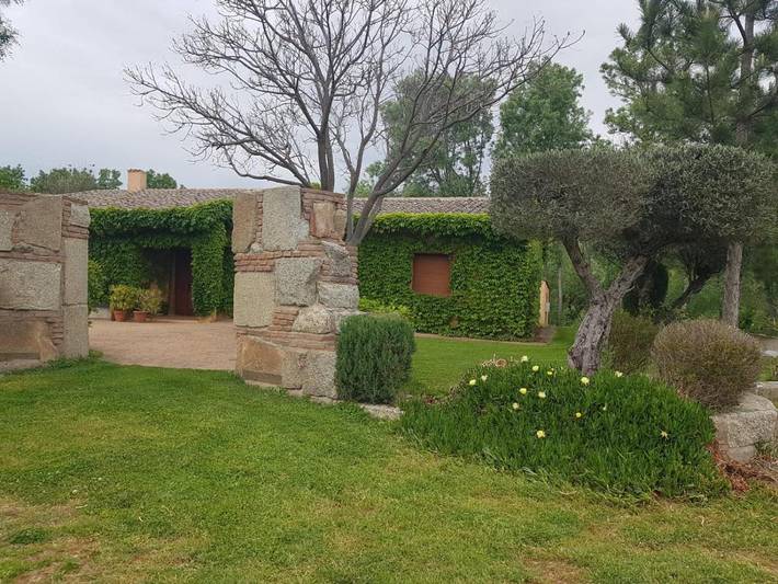 Casa rural para 14 personas, con Terraza y Jardín además de Piscina y Vistas en Cardiel de los Montes - 2