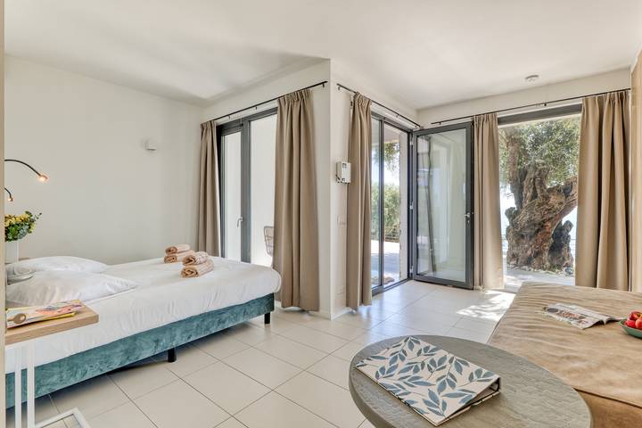 Ferienhaus für 2 Personen, mit Meerblick und Terrasse sowie Kinderpool und Pool in Ventimiglia - 4