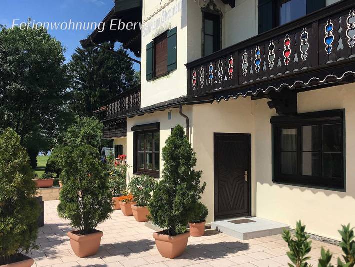 Ferienwohnung für 4 Personen, mit Terrasse und Garten sowie Seeblick und Ausblick in Alpenland Tegernsee Schliersee
