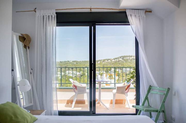 Ferienhaus für 6 Personen, mit Whirlpool und Pool sowie Garten auf Ibiza - 4