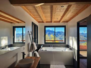 Cottage pour 2 personnes, avec jardin et jacuzzi à Saint-Apollinaire