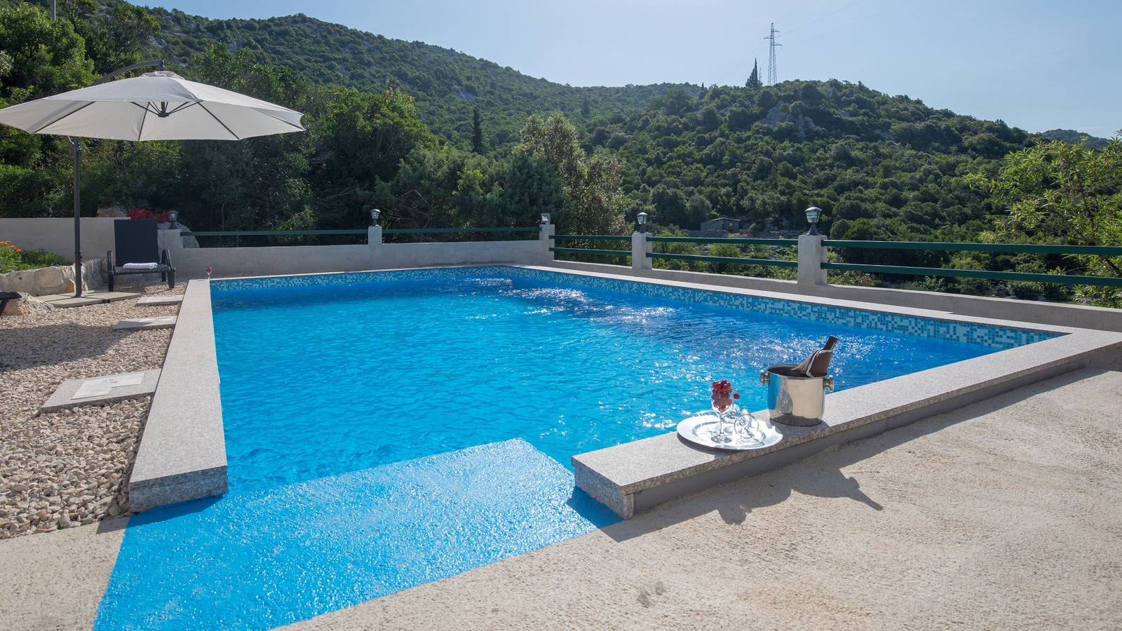 Ganze Wohnung, Apartment Zelenika Villa by Villas Guide in Ploce, Dubrovnik-Neretva