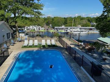 Hotel for 4 Guests in Saugatuck, Lake Michigan, Picture 2