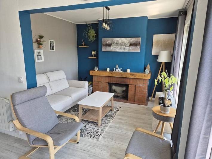 Gîte pour 4 personnes, avec balcon dans Serre-les-Sapins