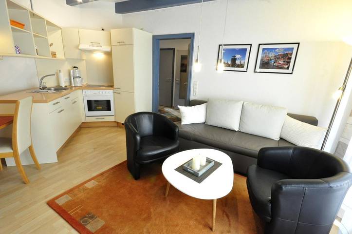 Ferienwohnung für 2 Personen, mit Terrasse und Garten in Neuharlingersiel - 3