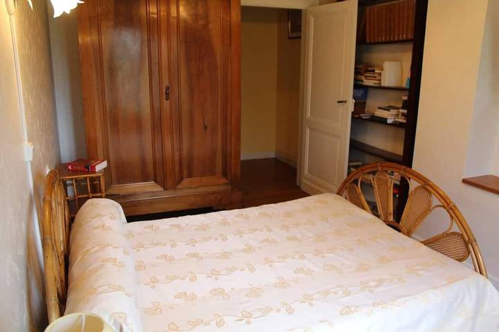 Location de vacances pour 6 personnes, avec jardin à Saint-Magne-de-Castillon - 2