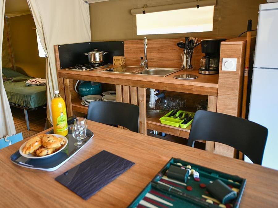 Camping Le Parc de Bormes - Lodge 4 personen - 2 slaapkamers, foto 7