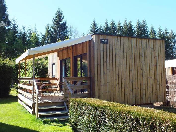 Camping pour 2 personnes, avec Terrasse ainsi que Piscine et Sauna