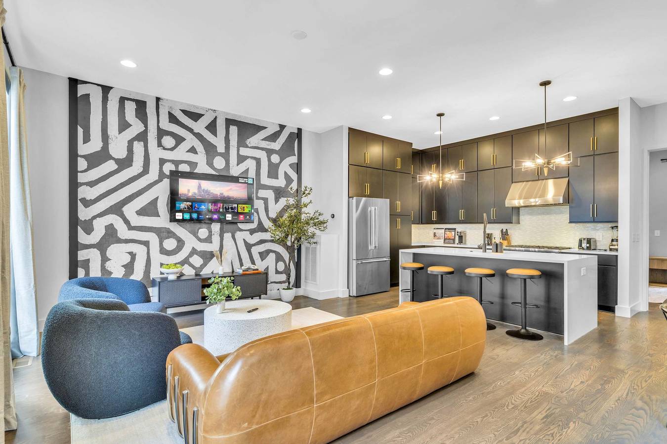 New  Hot Tub  Rooftop Decks  City Views  Poker in Nashville, Tennessee