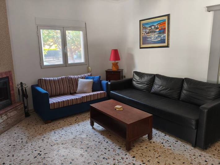 Holiday Home 'Nicks House By Zarkco' with Private Terrace, Wi-Fi and Air Conditioning in Artemida, East coast of the Attika region