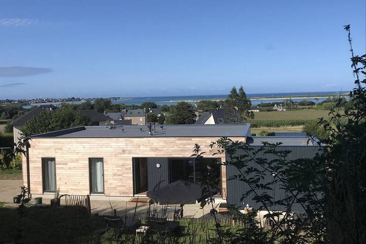 Ferienhaus für 6 Personen, mit Terrasse und Whirlpool sowie Garten - 1
