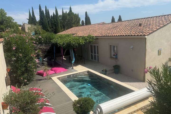 Villa les Lauriers Roses heated pool 10 min Avignon in Tavel, Nimes und Umgebung