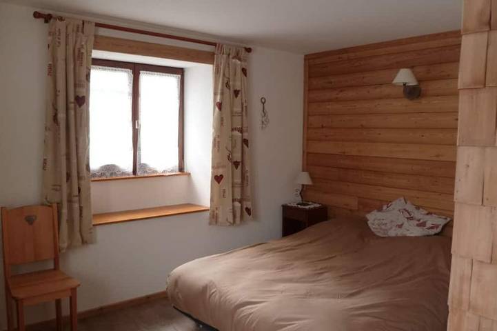 Location de vacances pour 8 personnes, avec jardin et terrasse à Le Syndicat - 4