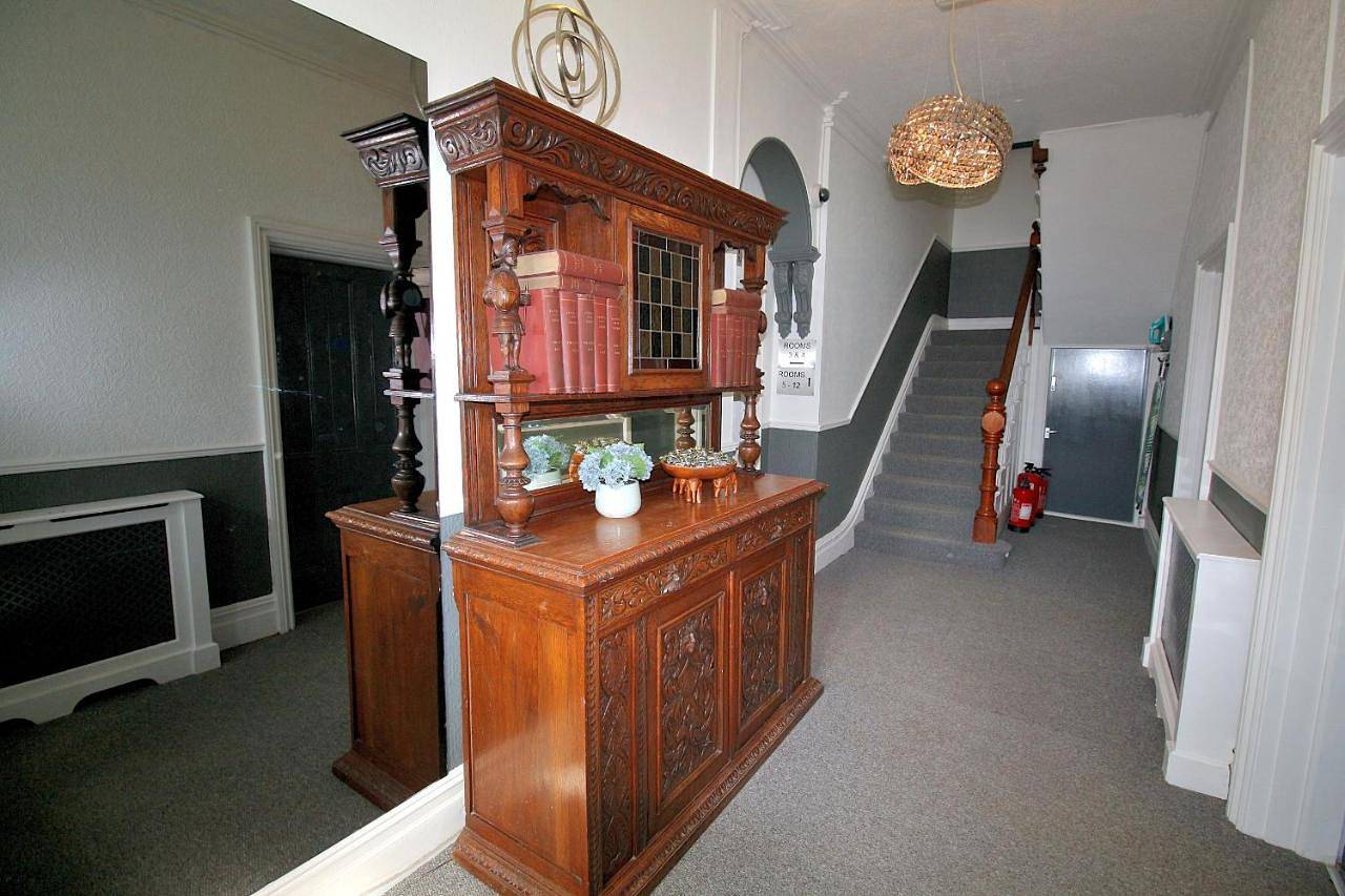 Double Room with Shared Bathroom in Lincoln, Lincolnshire