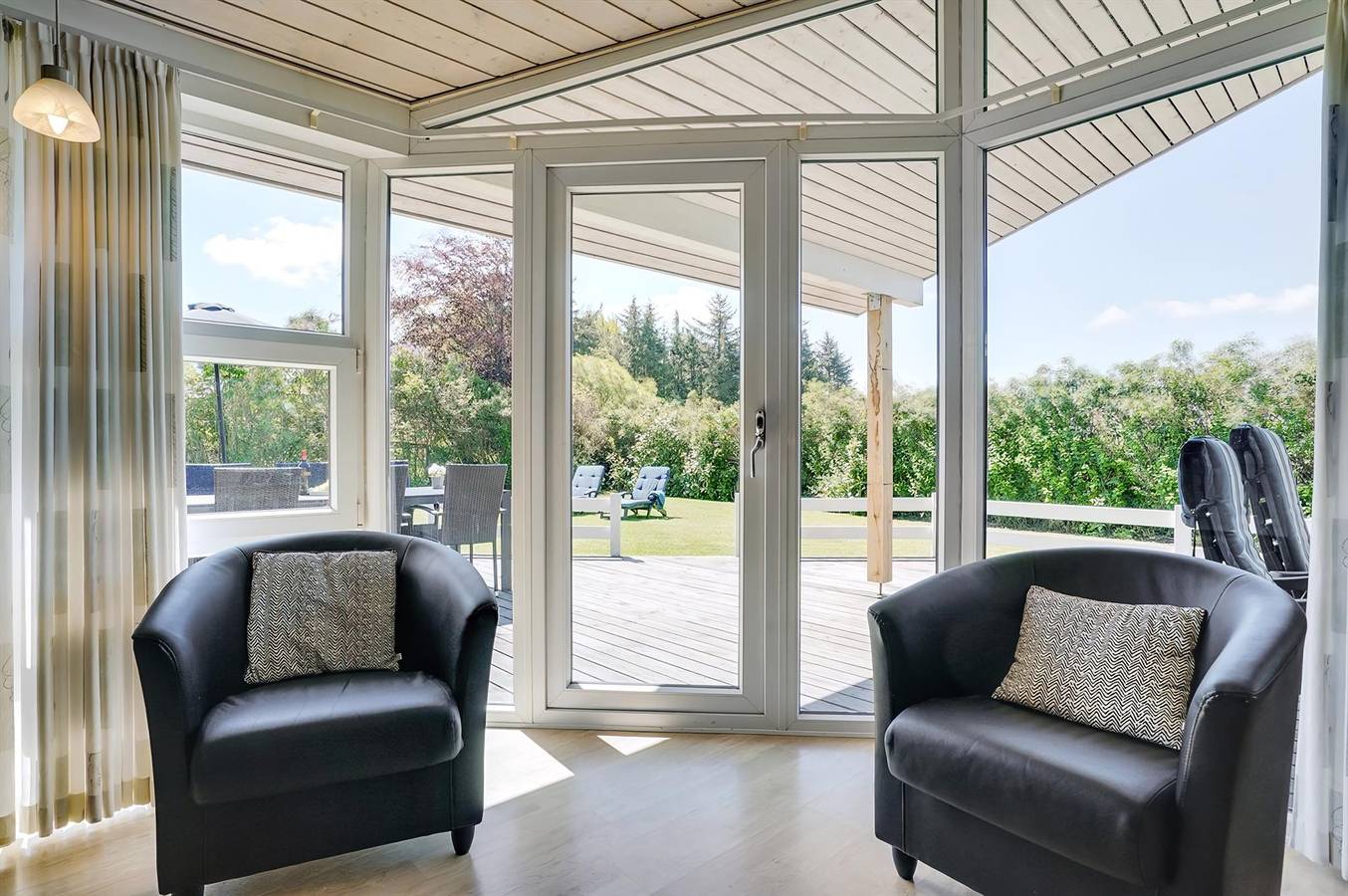 Amazing home in Middelfart w/ 4 Bedrooms, Sauna and Wifi in Vejlby Fed, Kleiner Belt