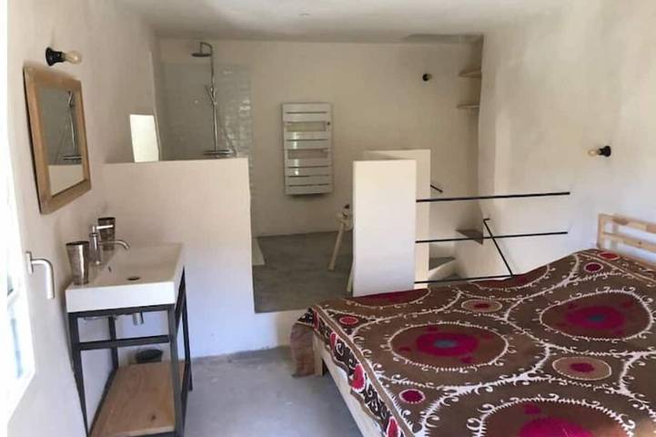 Location de vacances pour 2 personnes, avec Jardin à Montaulieu - 3