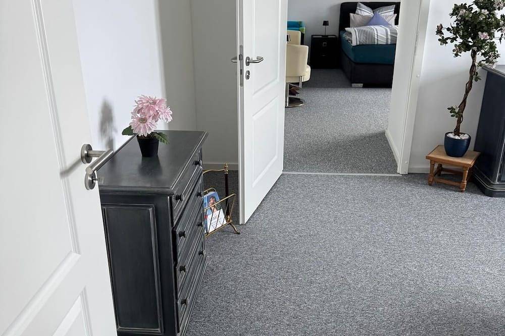 Ganze Wohnung, Ferienwohnung 1 im Peenetal an der Bieberstadt Jarmen in Jarmen, Vorpommern Greifswald
