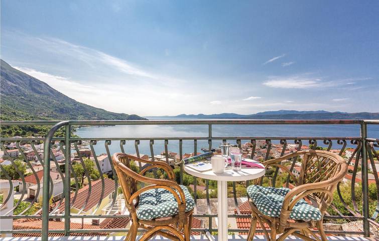 Ferienhaus für 9 Personen, mit Terrasse an der Makarska Riviera - 4