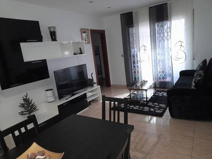 Apartamento para 5 personas, con Balcón y Terraza además de Jardín y Vistas en El Prat de Llobregat