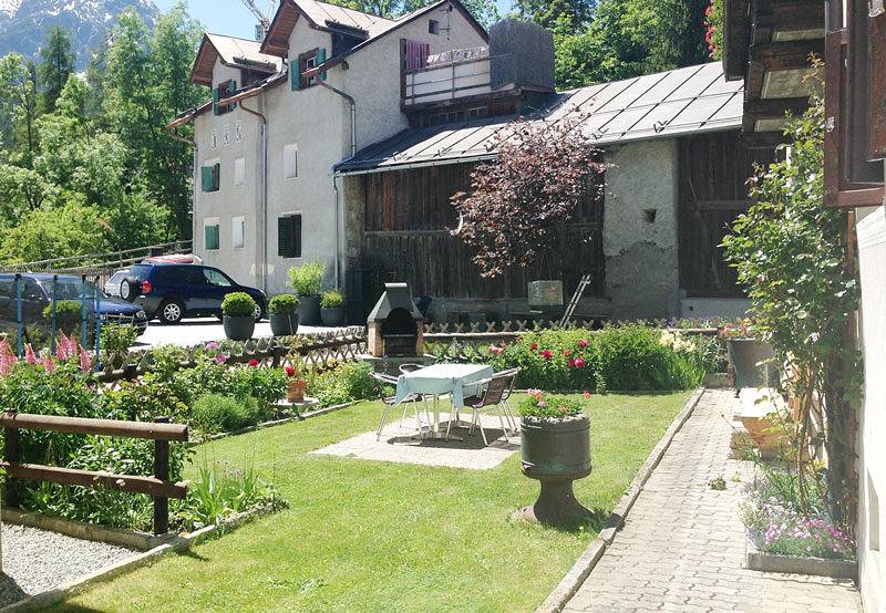 Ganze Ferienwohnung, Ferienwohnung Ritzmann Funtanatscha - Ferienwohnung für 2 Personen in Scuol, Unterengadin