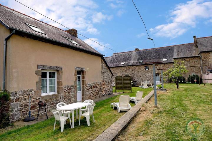 Gîte pour 4 personnes, avec jardin à Québriac - 2