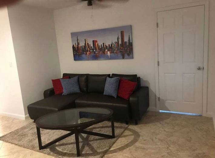 Vacation home for 4 people, with yard in Fort Lauderdale