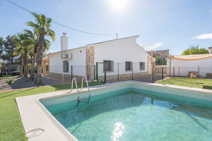 Casa rural para 12 personas, con Jardín en Navarrés