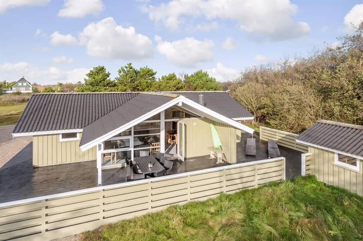 Ferienhaus für 7 Personen, mit Terrasse und Sauna sowie Whirlpool auf Fanø