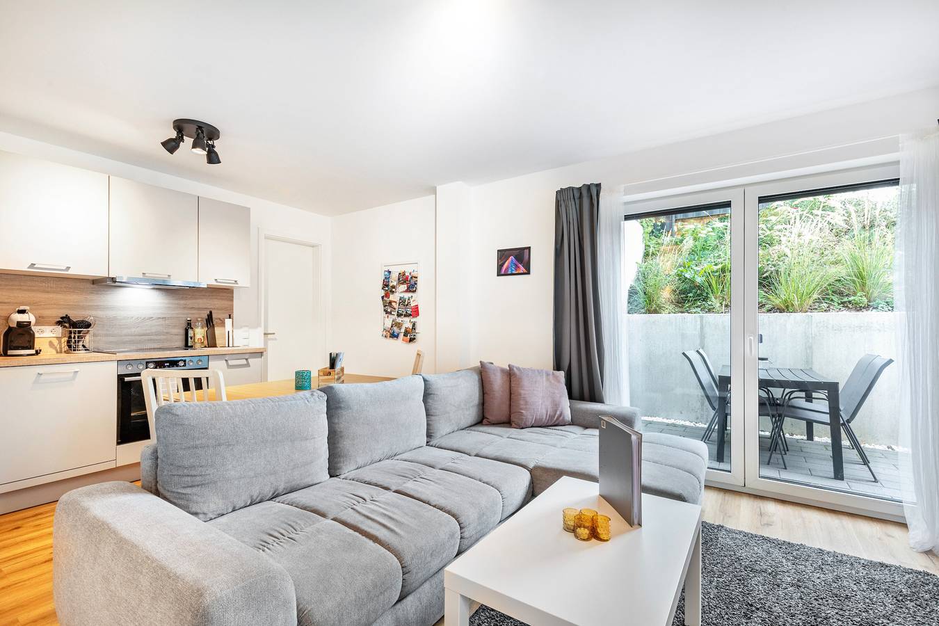 Apartamento entero, Apartamento 'Koblenzer Auszeit' con terraza privada y Wi-Fi in Neuendorf (Koblenz), Coblenza