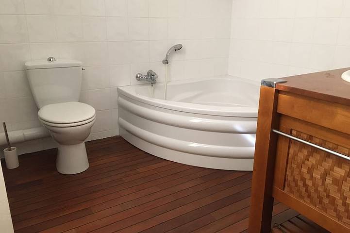 Appartement entier, Charmant T3 au cœur de Saint Florent in Saint-Florent, Région de Calvi