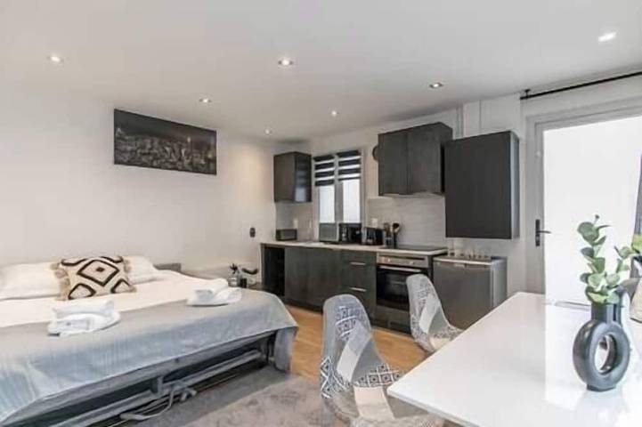 Entire apartment, Mba Levallois Splendide Appart proche Paris in Levallois-Perret, Hauts-de-Seine