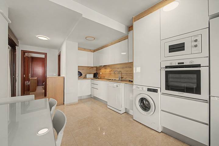 Apartamento entero, Ático Carboneras con terraza y vistas al mar in Playa de los Barquicos (Carboneras), Carboneras