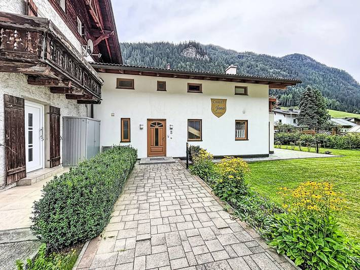 Ferienhaus für 10 Personen, mit Balkon und Terrasse sowie Garten in Kaunertal