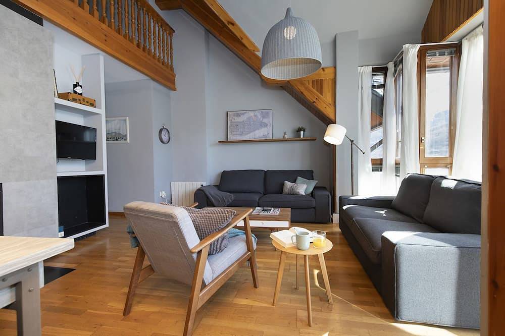 Appartement entier, Pao Penthouse by Bevalle in Panticosa (Ski), Panticosa