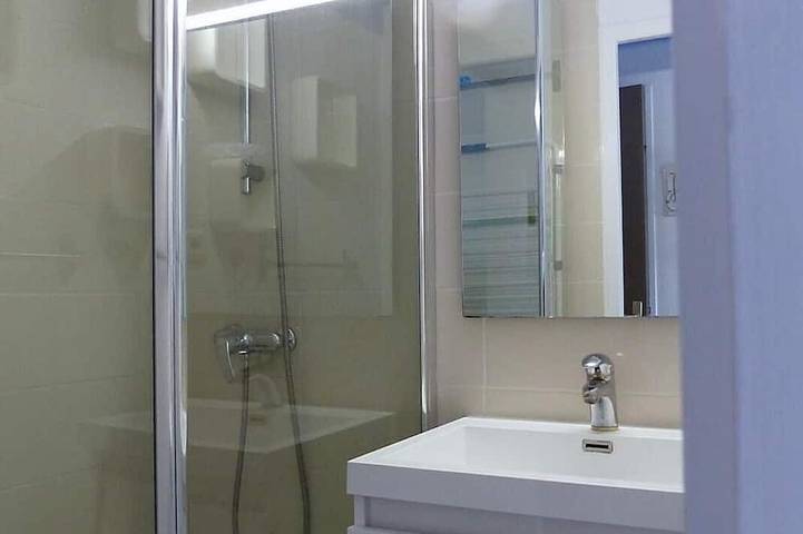 Gîte pour 3 personnes, avec terrasse dans La Palmyre - 4