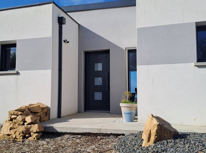 Gîte pour 4 personnes, avec jardin et terrasse à Trévou-Tréguignec - 3