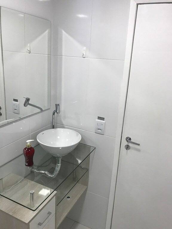 Ganze Wohnung, Apartment 30 Meter von Praia do Forte entfernt - mit Blick auf den Strand in Praia do Forte Cabo Frio, Rio de Janeiro (Bundesstaat)